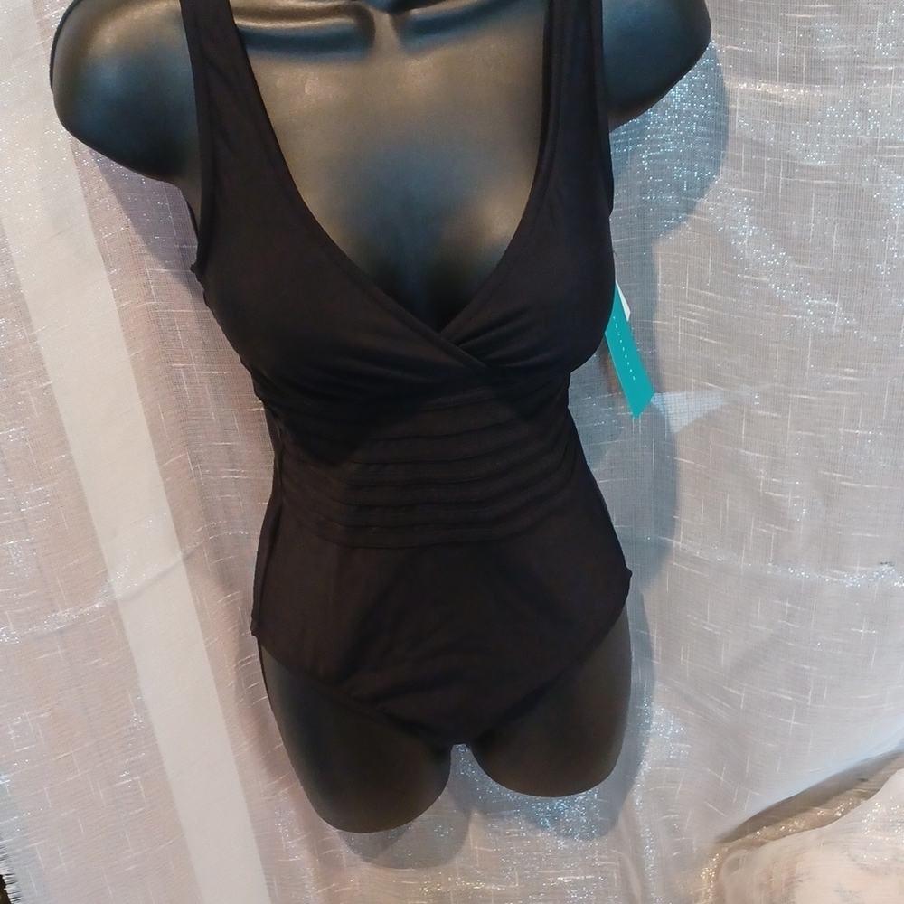 Aqua Green Black One Piece Swinsuit Size 4/6